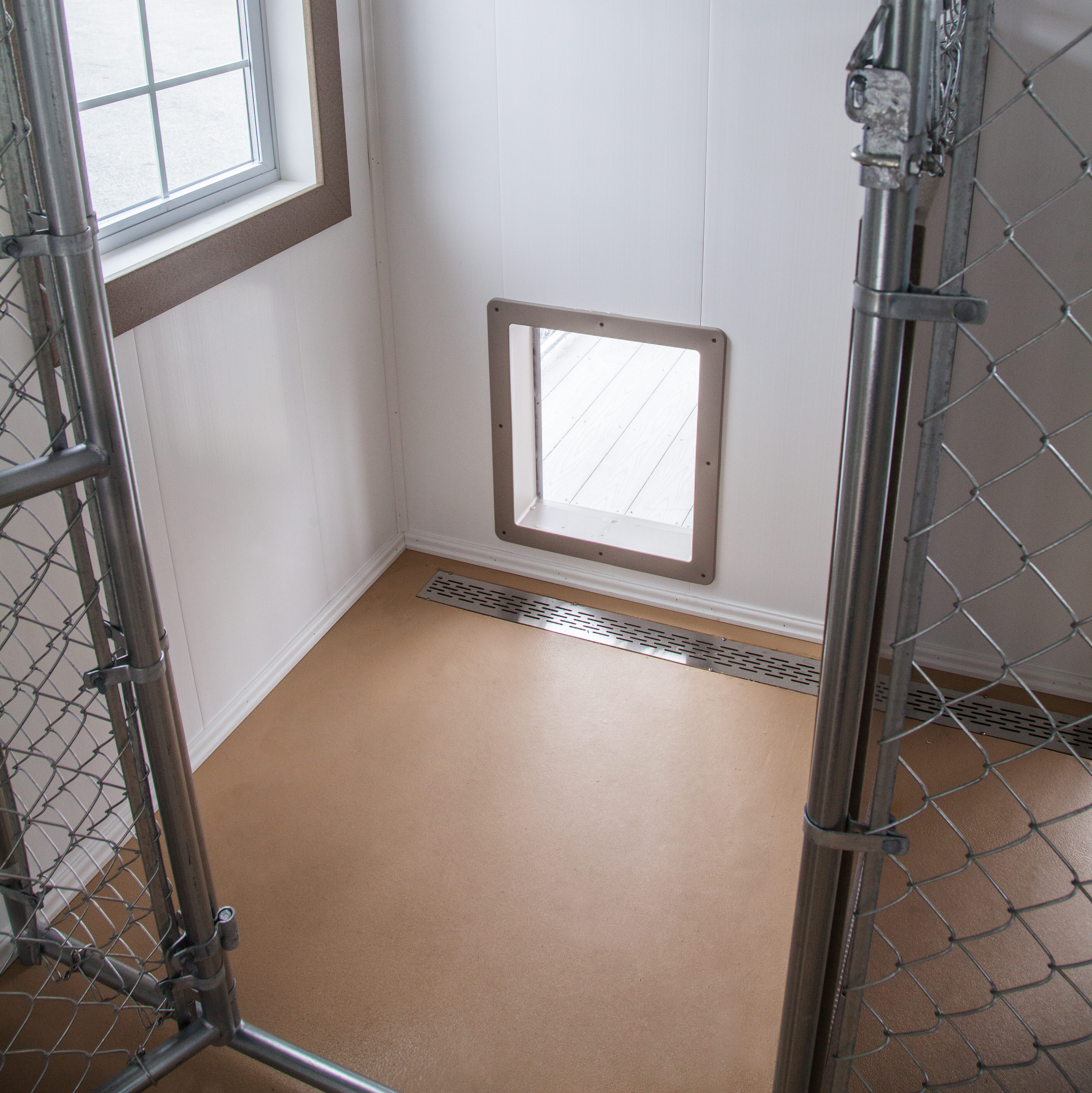 Dog Kennels for Grooming Flooring