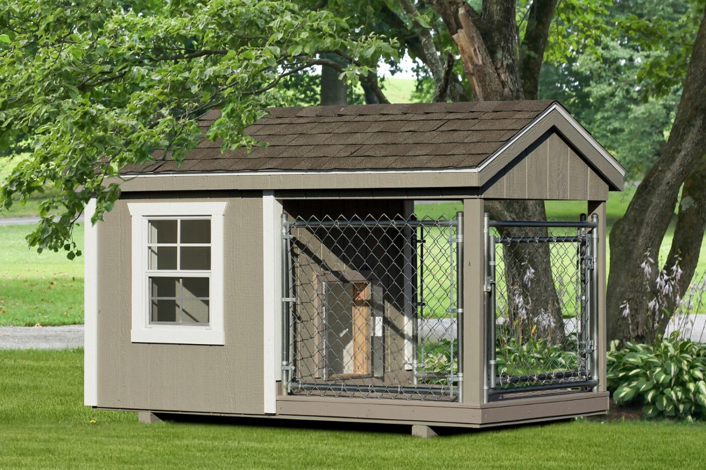 Importance of Dog Kennel Roof Ideas