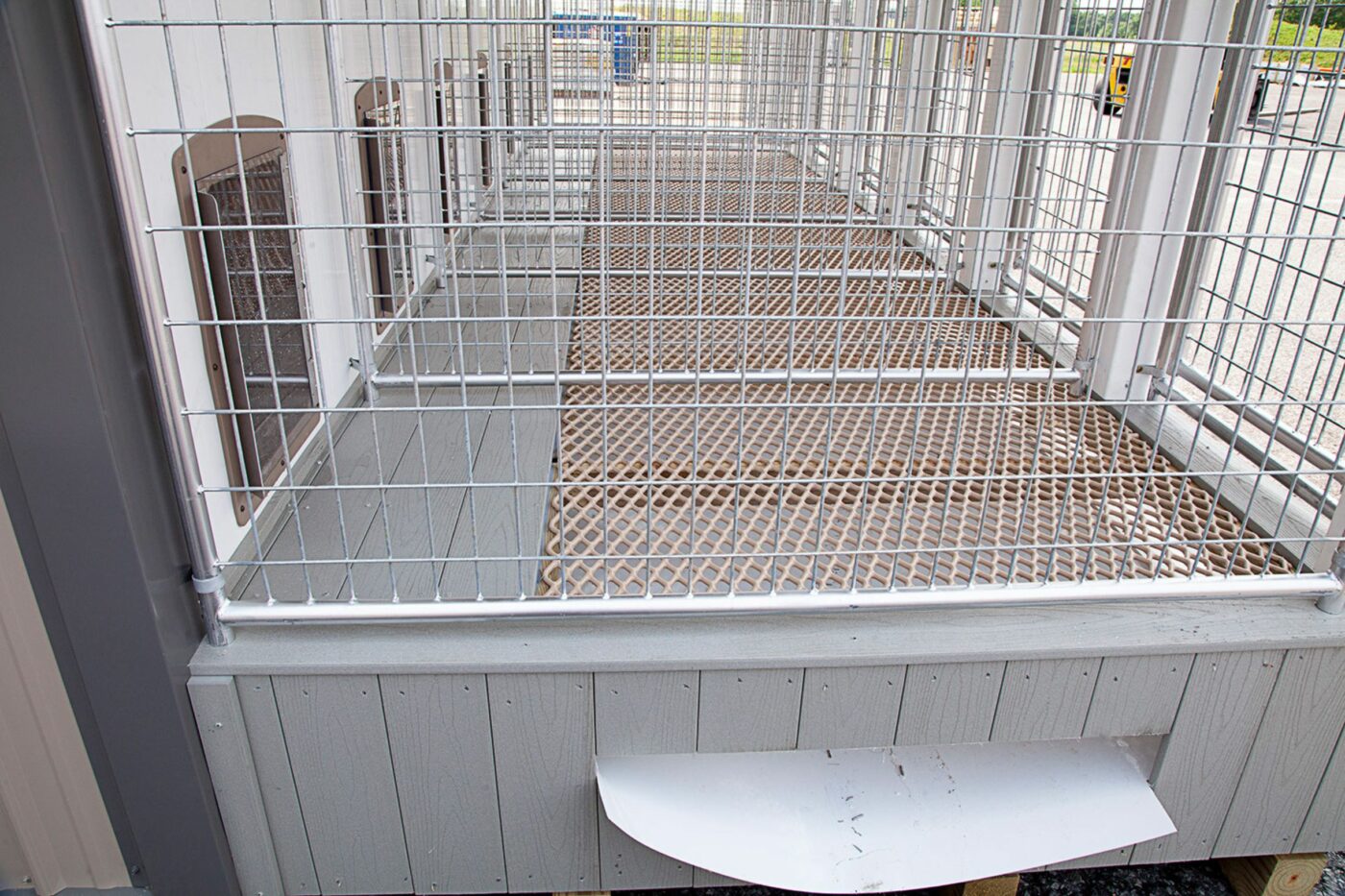 tenderfoot flooring- dog kennel fencing and flooring